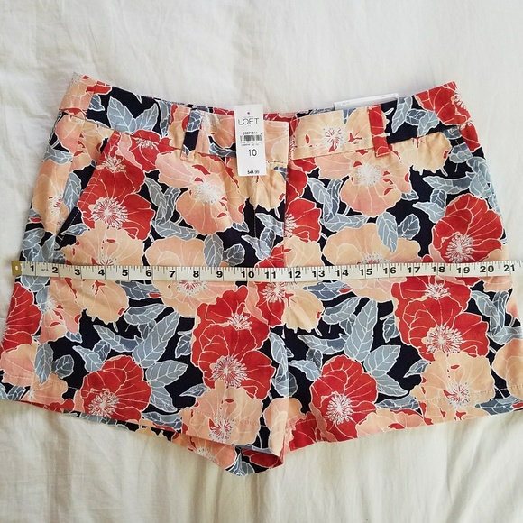 Floral Loft Shorts* Final Price* - Picture 4 of 5